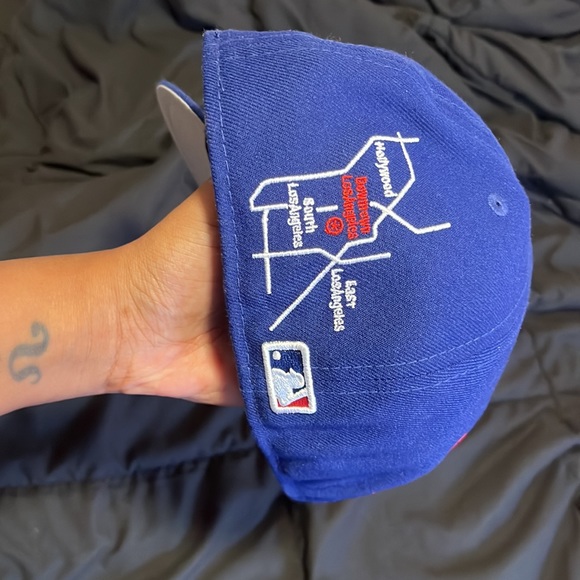 LA Fitted - Picture 3 of 5